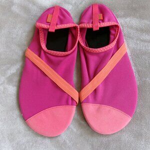 FITKICKS PINK/ORANGE ELASTIC SHOES SIZE XL YOGA/WATER SHOES
